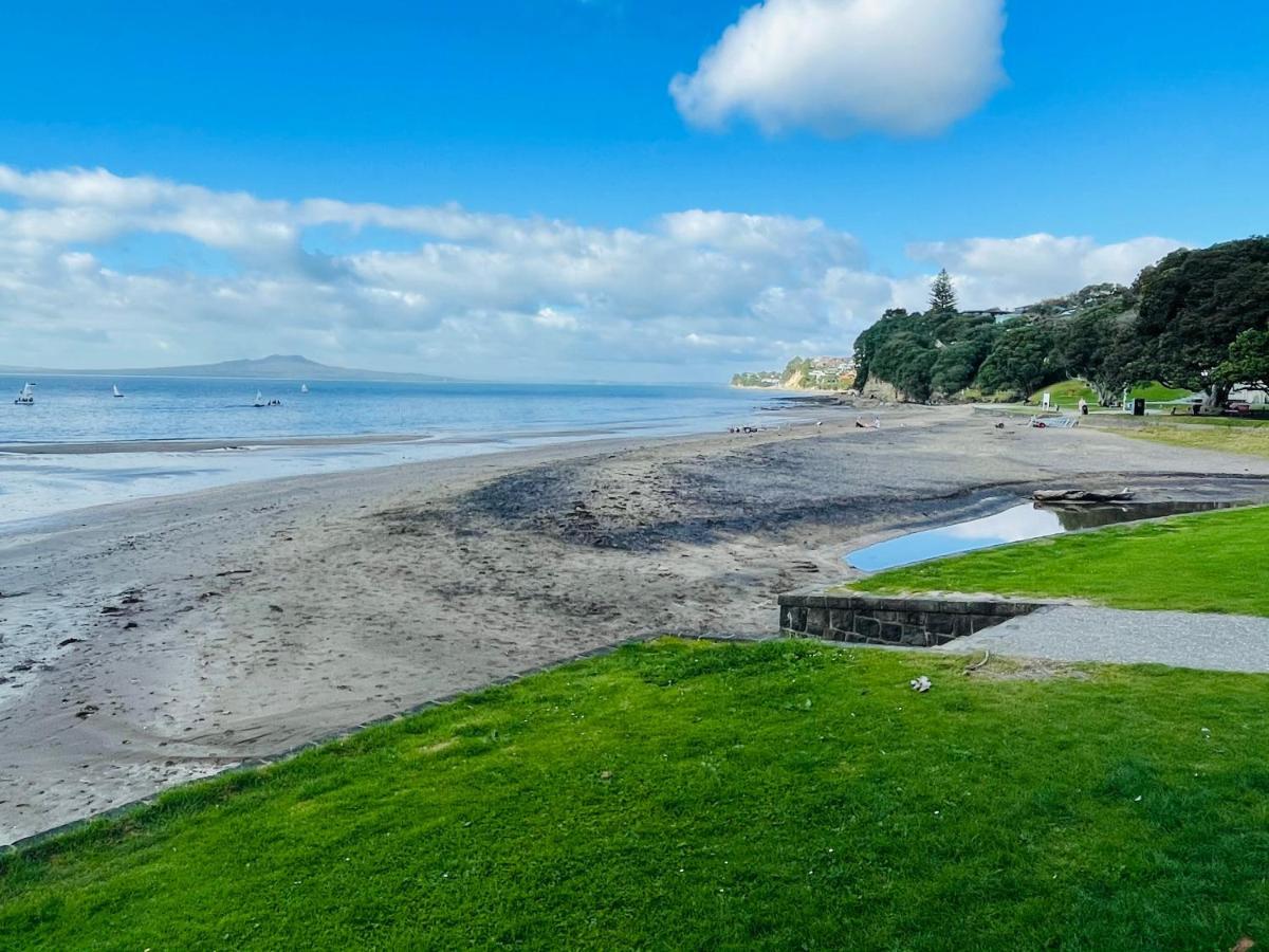 Whitby Studio - Mairangi Bay Beach โอ๊คแลนด์ ภายนอก รูปภาพ