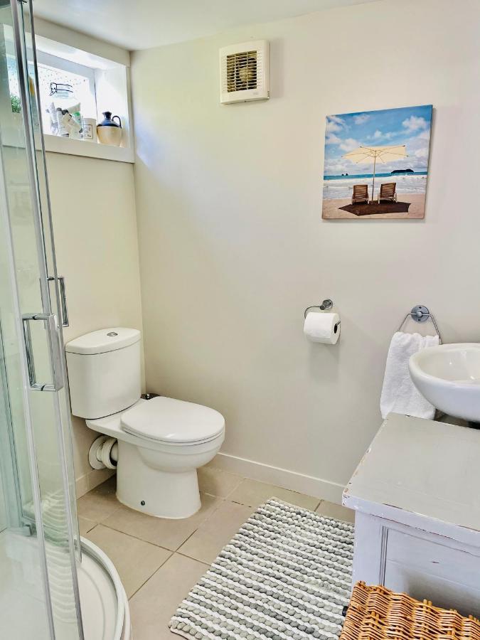 Whitby Studio - Mairangi Bay Beach โอ๊คแลนด์ ภายนอก รูปภาพ