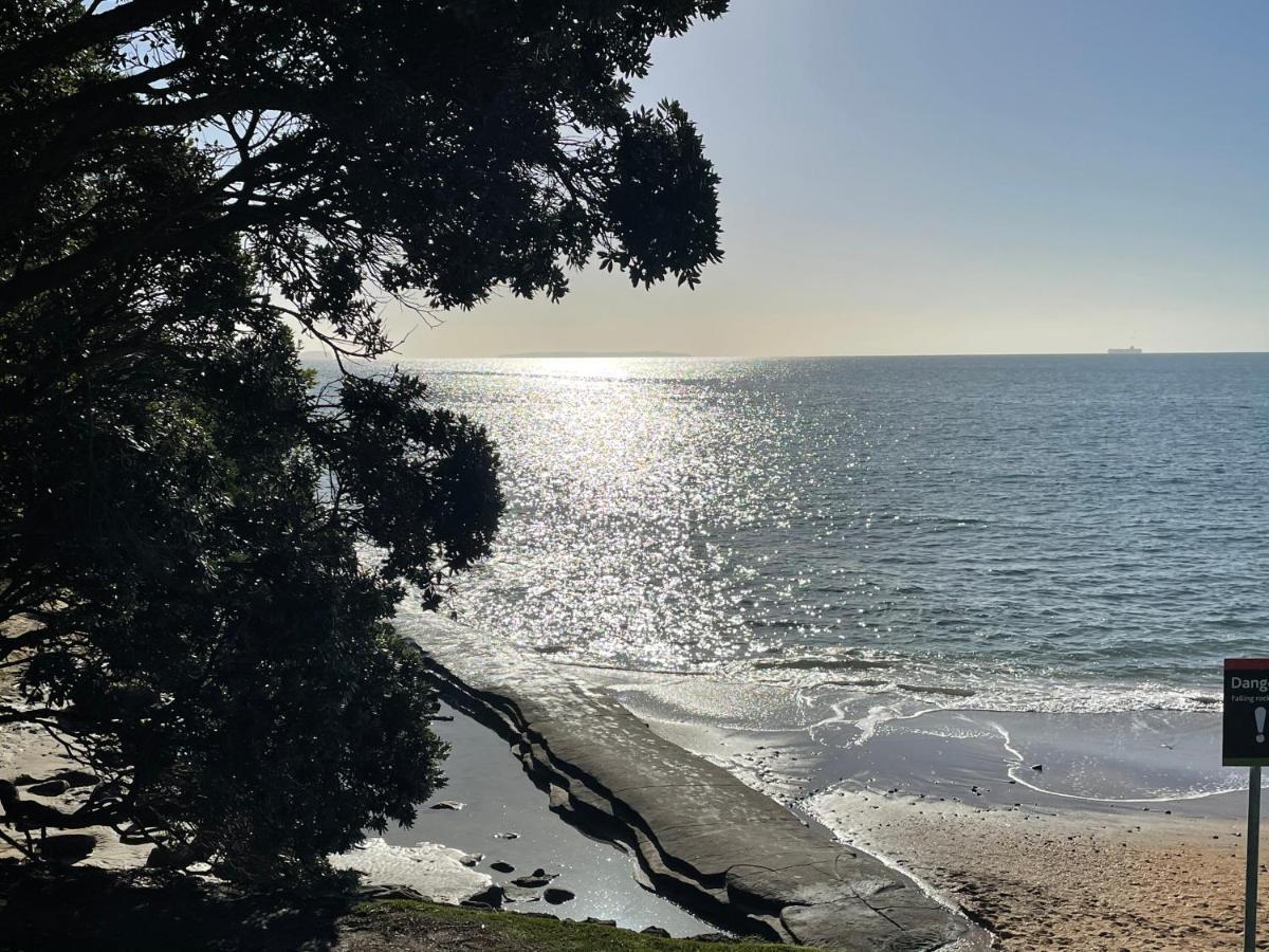 Whitby Studio - Mairangi Bay Beach โอ๊คแลนด์ ภายนอก รูปภาพ