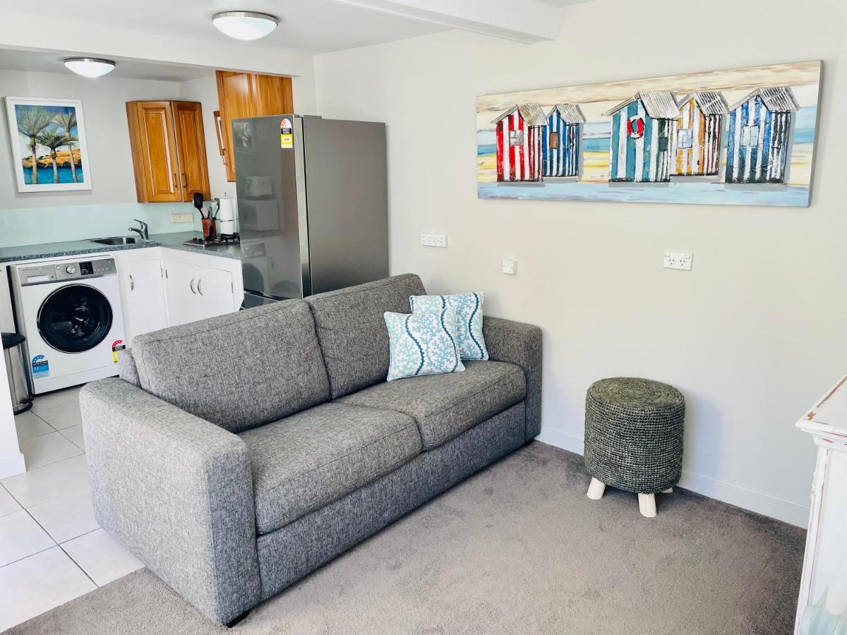 Whitby Studio - Mairangi Bay Beach โอ๊คแลนด์ ภายนอก รูปภาพ